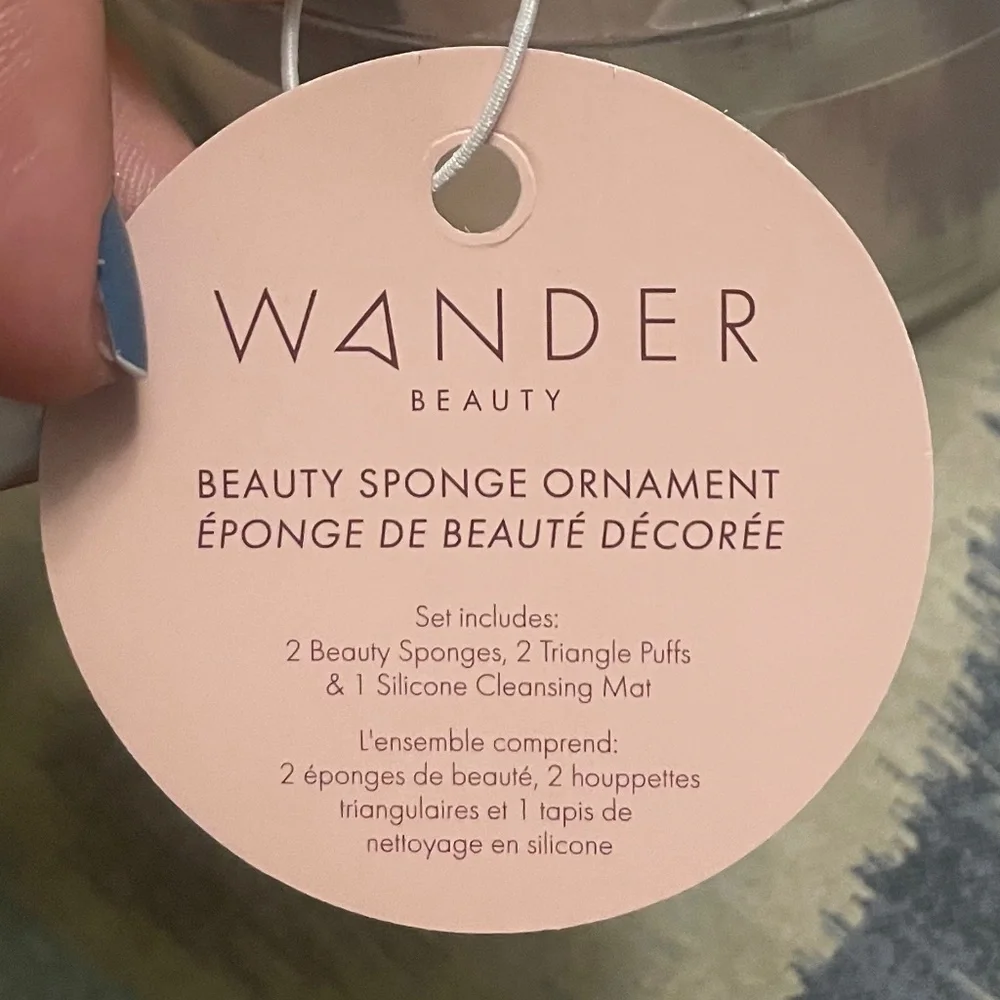 🆕 🎉HP🎉 Good To Go Beauty Sponge Ornament by Wander Beauty